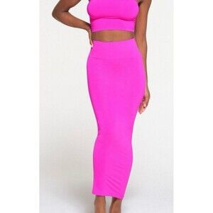 Skims Soft Smoothing Seamless Long Tube Skirt Fuchsia Size M